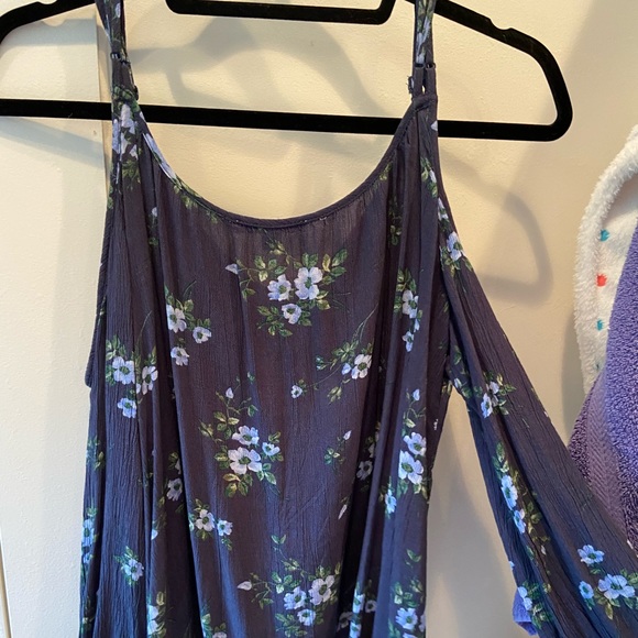 blouse - Picture 3 of 3